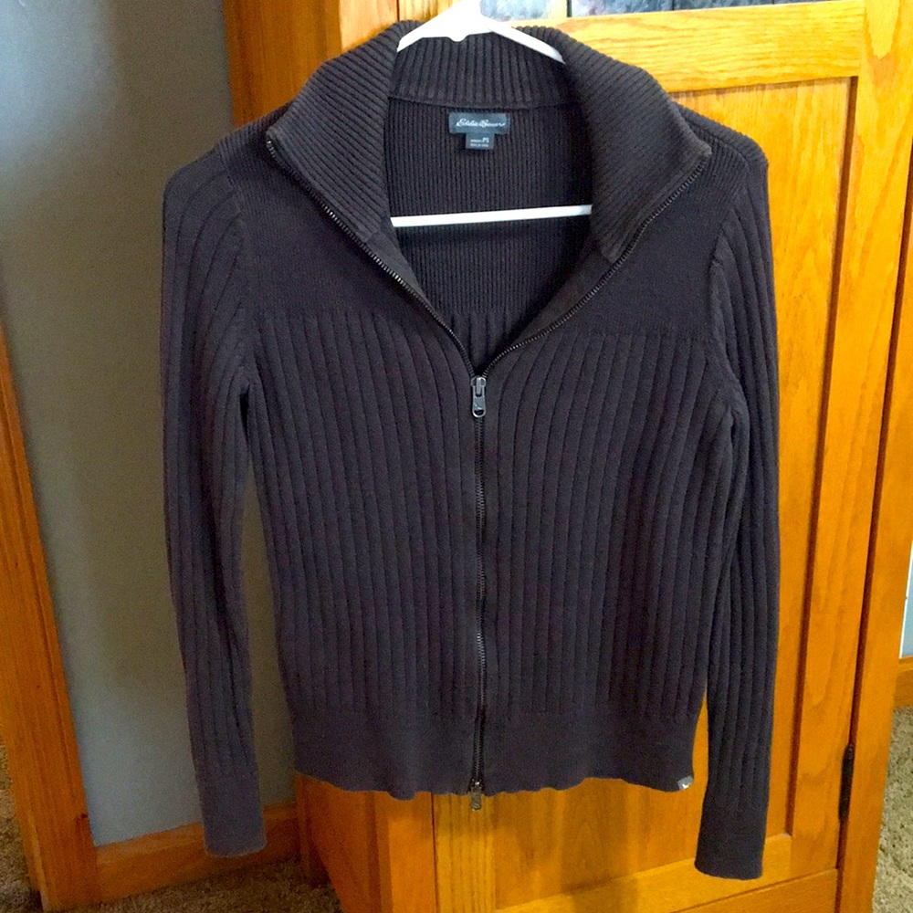 Zip up sweater good condition
